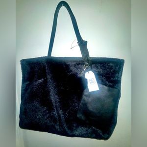 🖤 Faux Fur Time & Tru Large Handbag 🖤